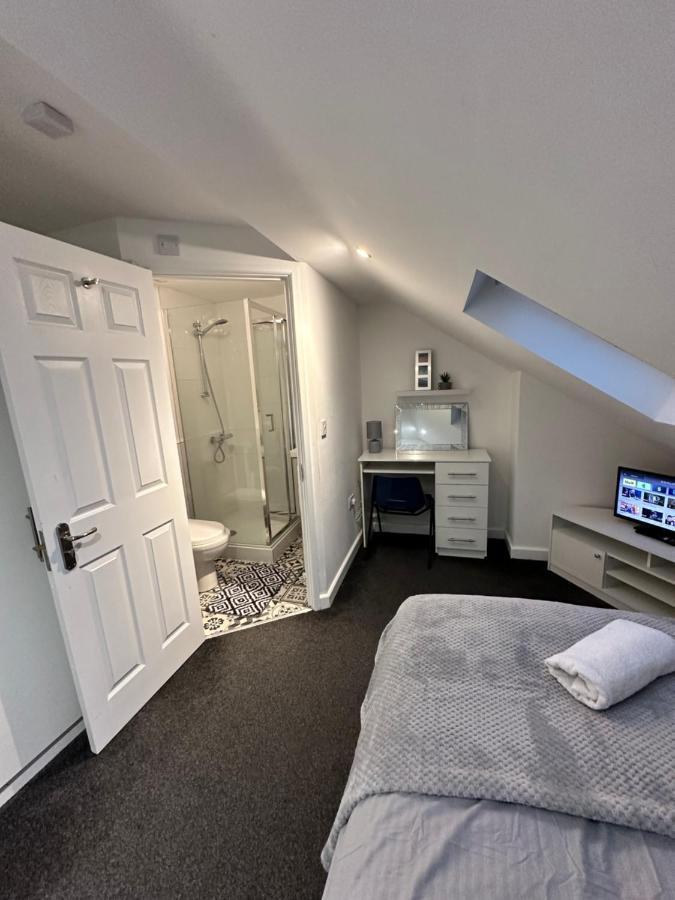 Lovely Town House Room 5 Coventry Exterior foto