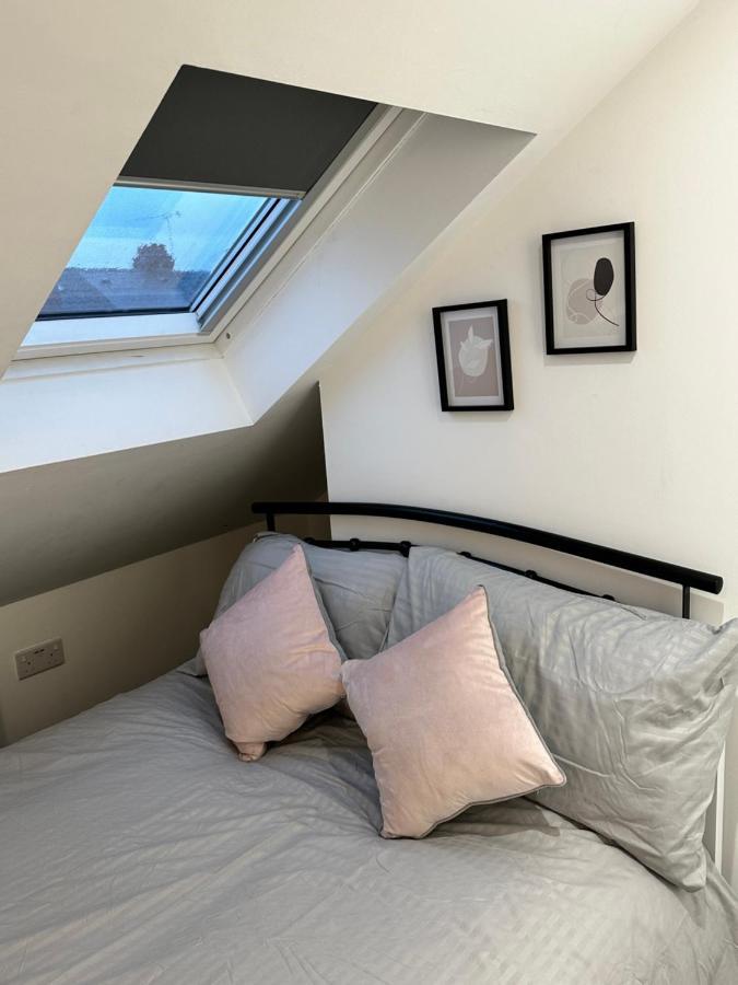 Lovely Town House Room 5 Coventry Exterior foto